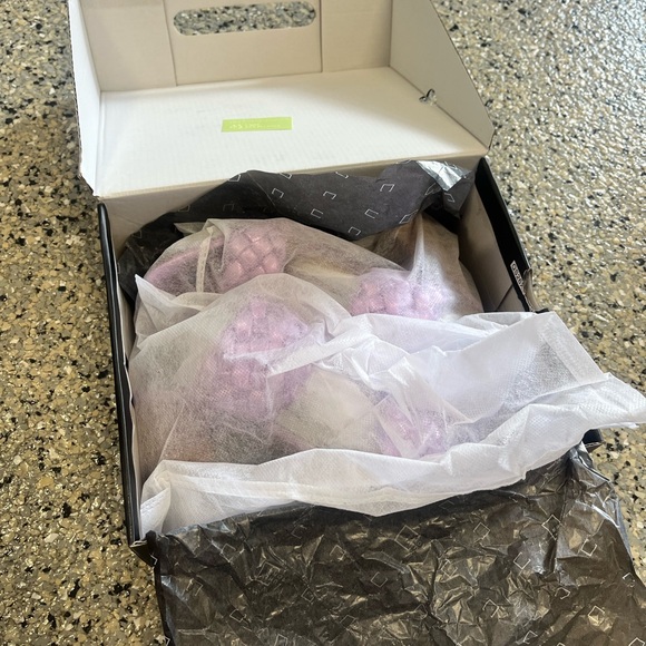 ShuShop Heaven Purple Heels - Picture 3 of 3